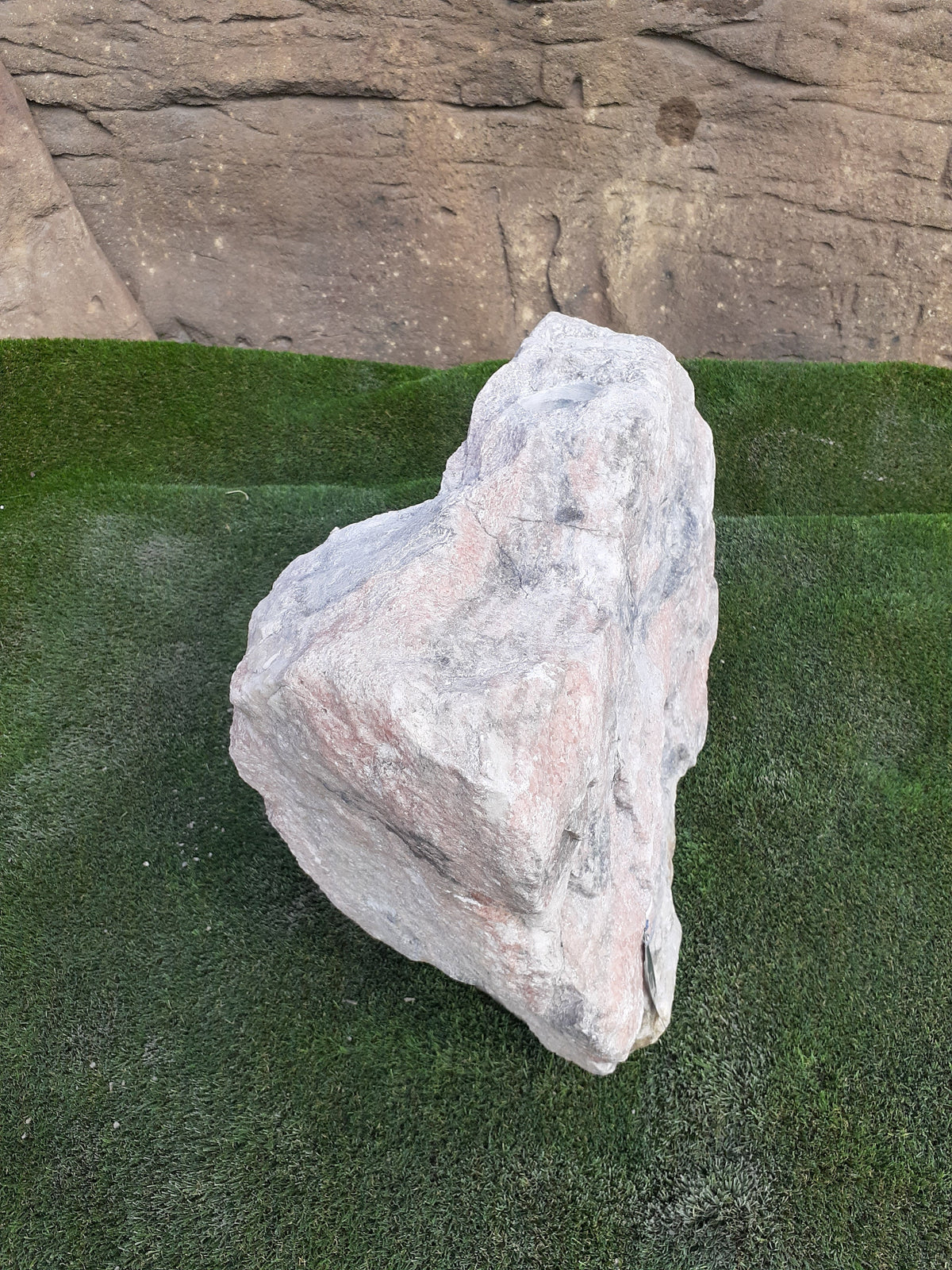 Granite Bubble Rock - 175