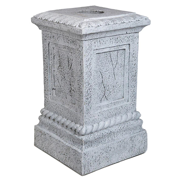 Photo of Pedestal - Rope - Marquis Gardens