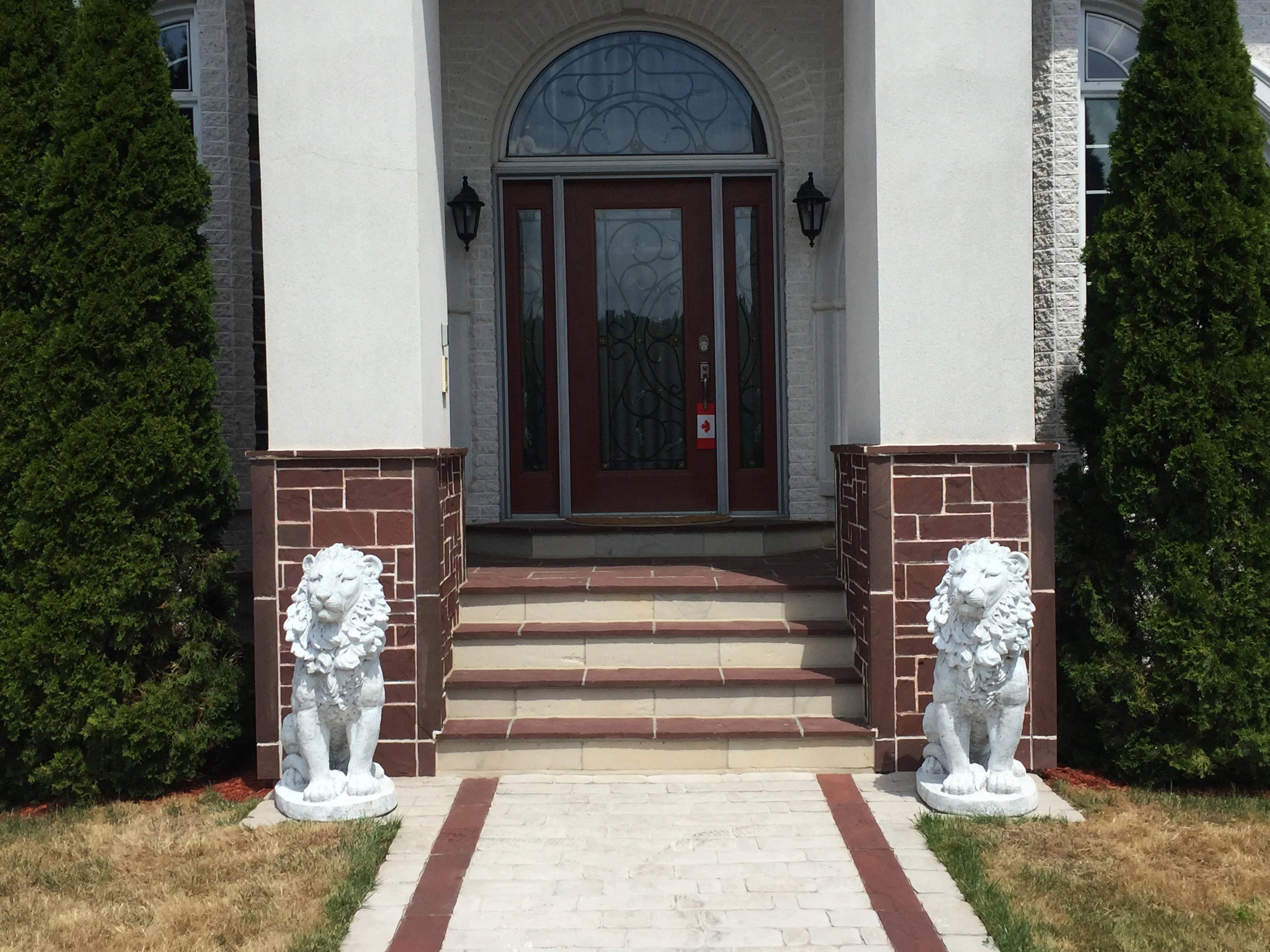 Photo of Sitting Lion - Large - Marquis Gardens