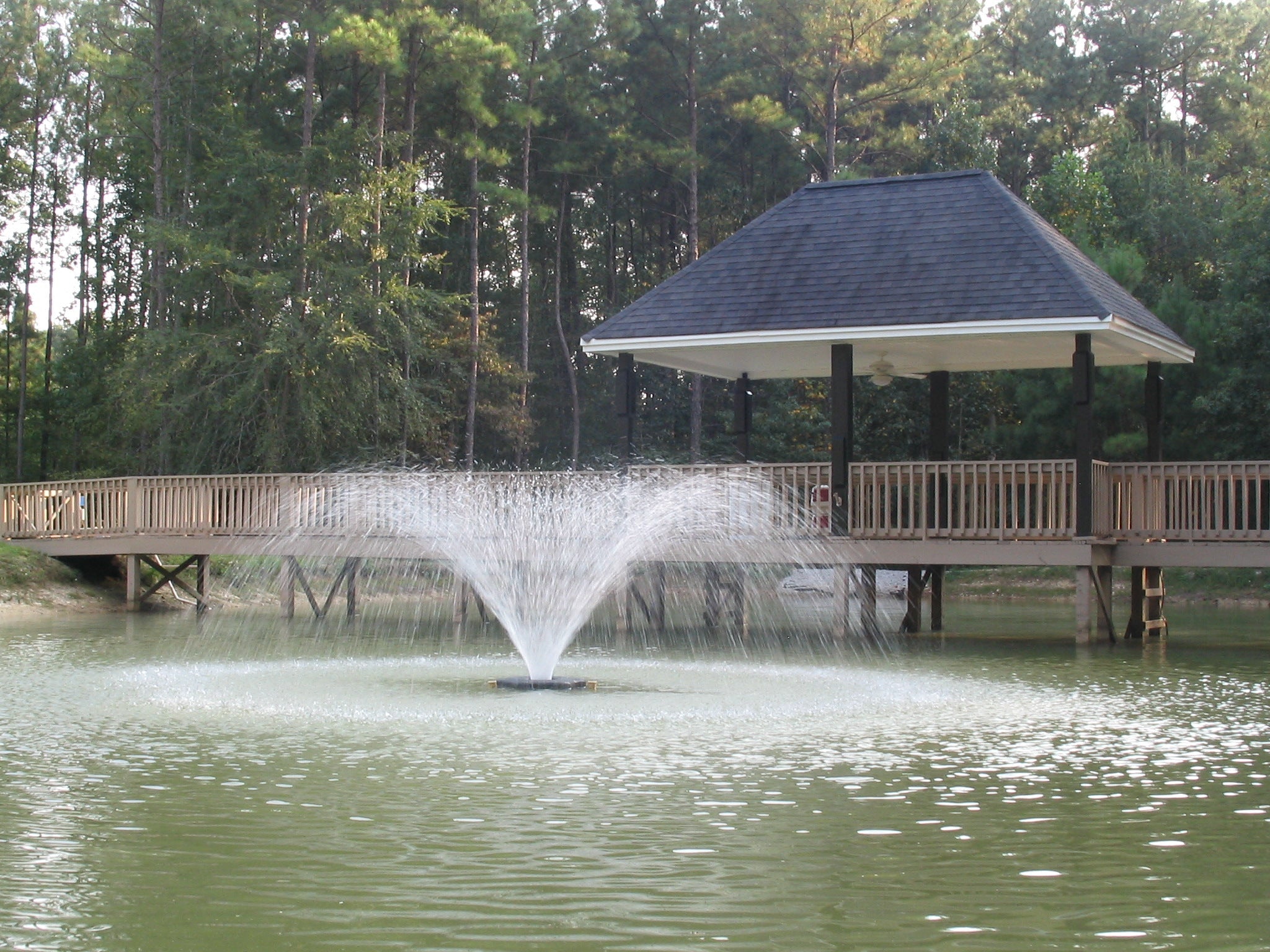 Photo of Kasco VFX Series Floating Fountains - Small (120V): 1/2 HP - 1 HP - Marquis Gardens