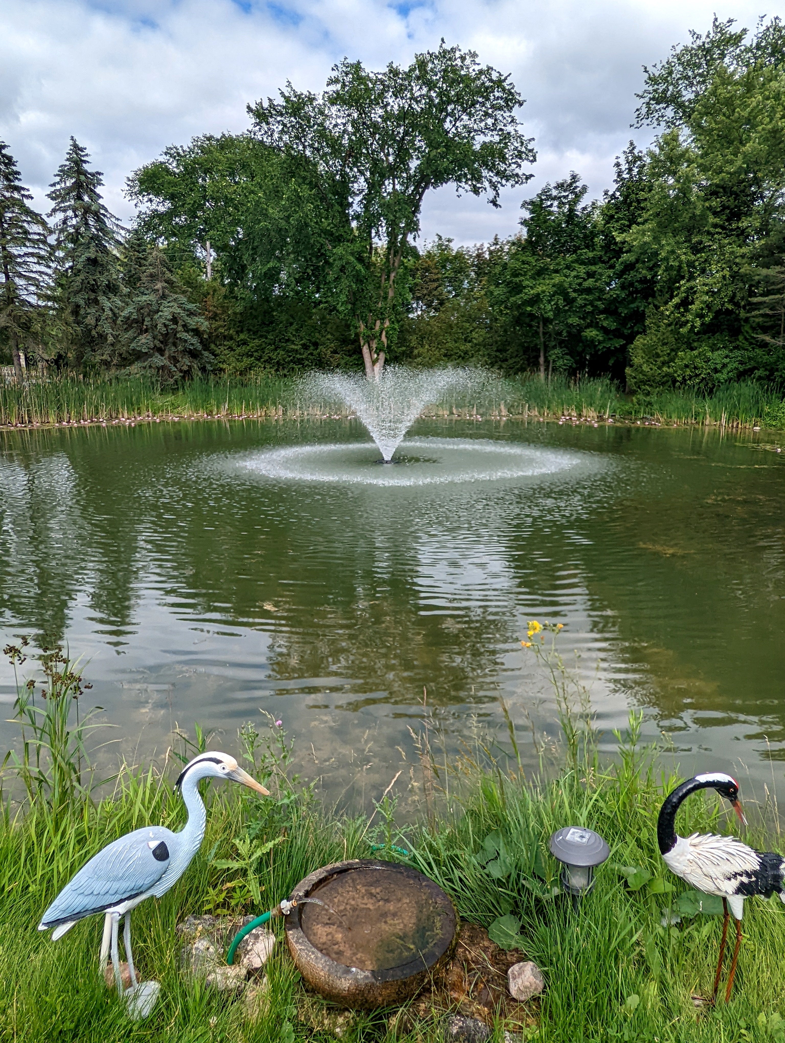 Photo of Kasco VFX Series Floating Fountains - (240V): 3/4 HP - 5 HP - Marquis Gardens