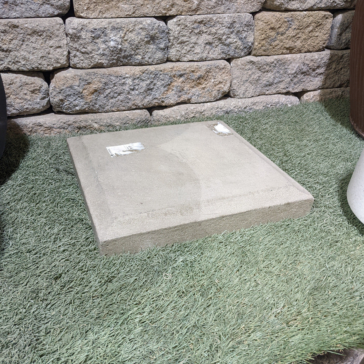 Plinth 13.5" Square